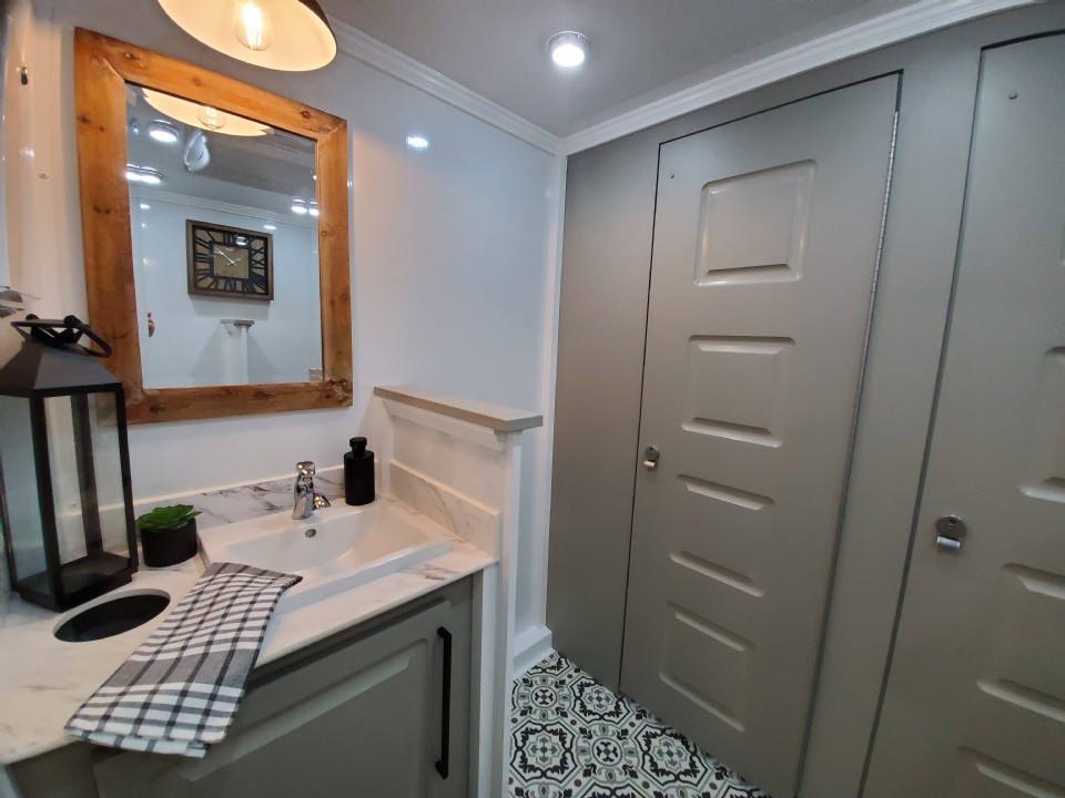 Luxurious Events Call for Luxury Restroom Trailers
