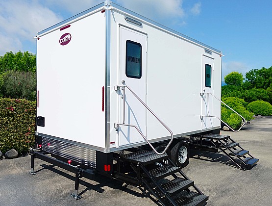 Pro Series restroom trailer exterior