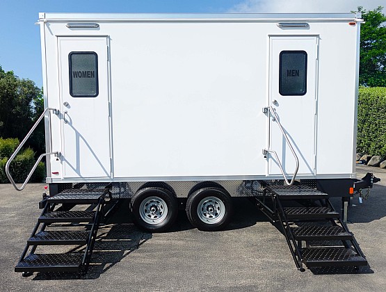 5-Station Pro Series Restroom Trailer exterior